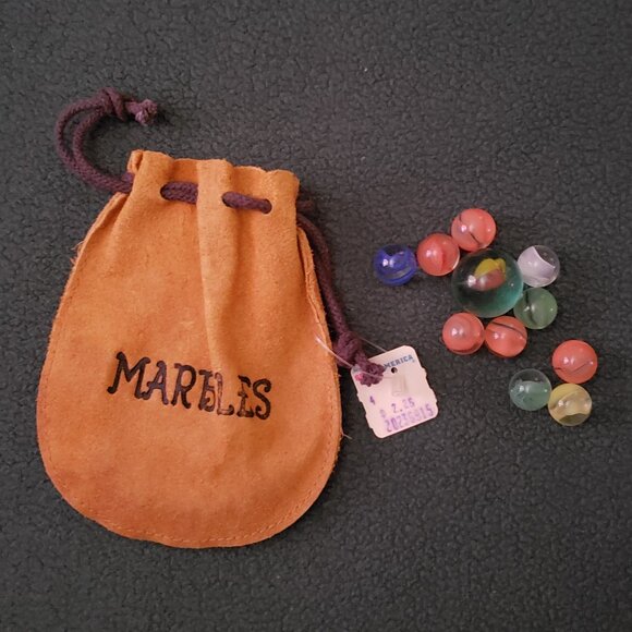 Marble Pouch w/ 10 marbles & 1 boulder Plus Bag Of 50 Cat's Eye Marbles - Picture 2 of 5